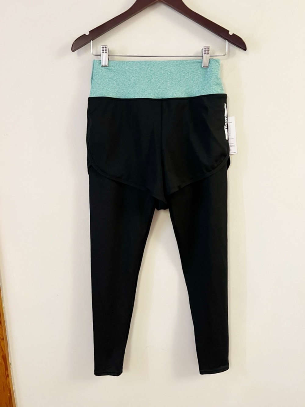 July’s Song Leggings Shorts Athletic 2 in 1  Pants Size Medium Black Blue NEW